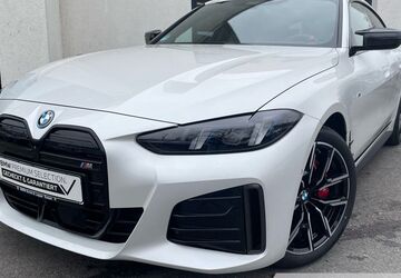 BMW i4 23.680 km 58.970 &euro; Essen 45134