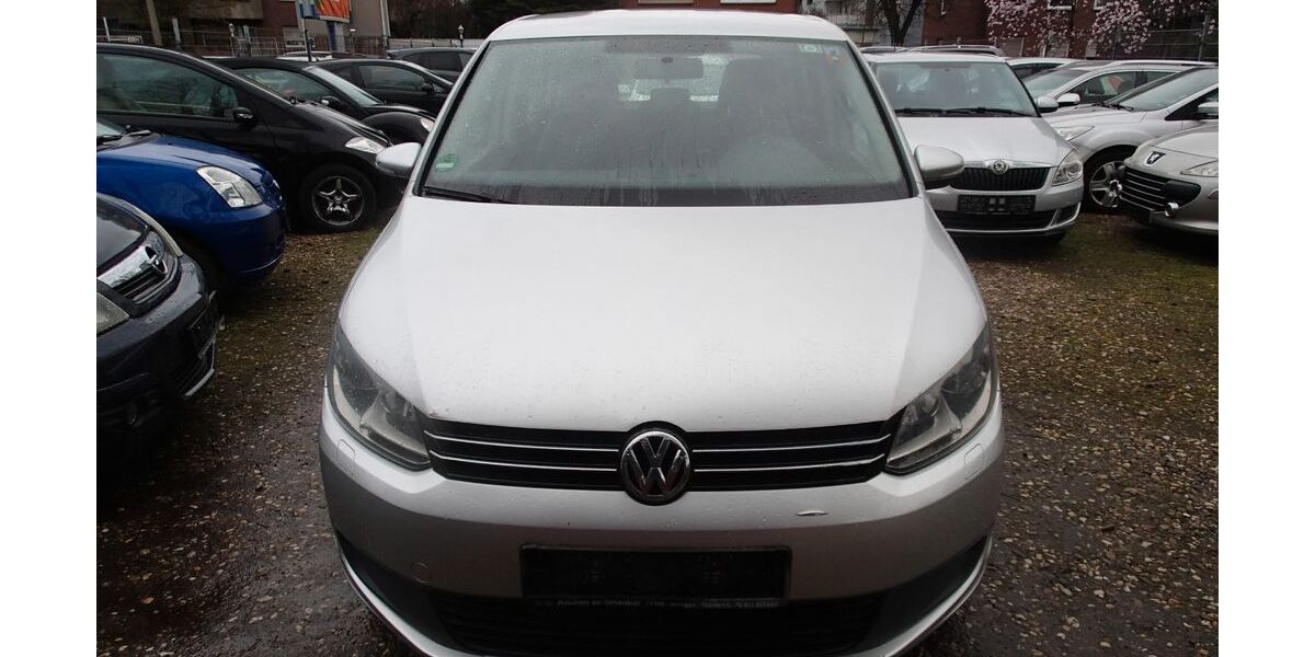 VW Touran 289.000 km 4.499 &euro; Oberhausen 46149