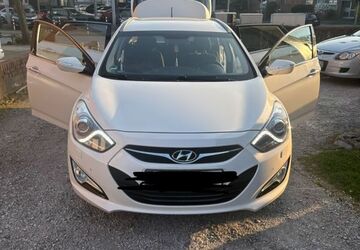 Hyundai i40 113.000 km 8.900 &euro; Herten 45699