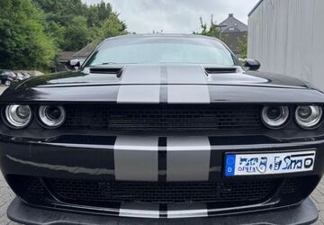 Dodge Challenger 106.000 km 19.499 &euro; Krefeld 47839