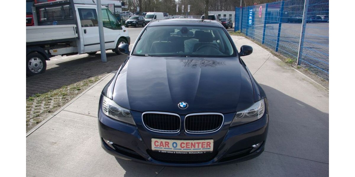 BMW 318 99.600 km 5.990 &euro; Bottrop 46242