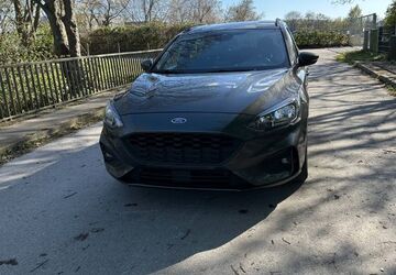 Ford Focus 89.499 km 12.599 &euro; Oberhausen 46145