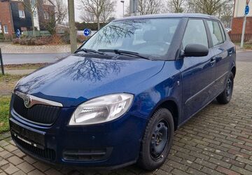Skoda Fabia 185.201 km 1.699 &euro; Krefeld 47803