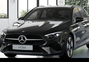 Mercedes-Benz A 180 9.900 km 38.490 &euro; Duisburg 47138