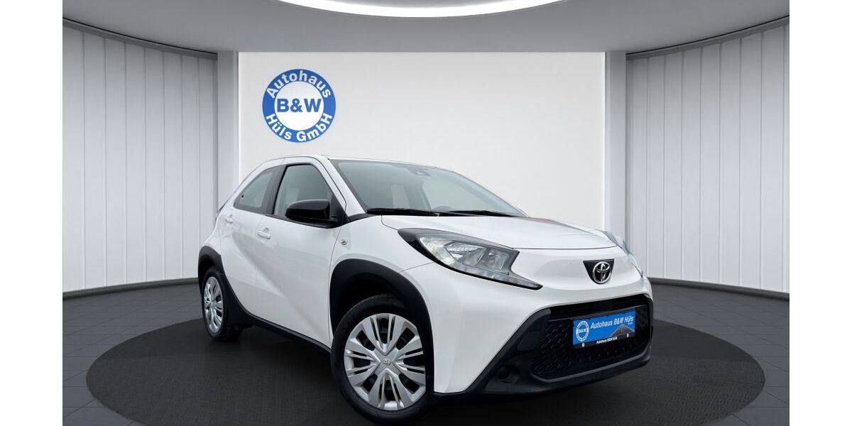 Toyota Andere 89.676 km 9.999 &euro; Krefeld 47805