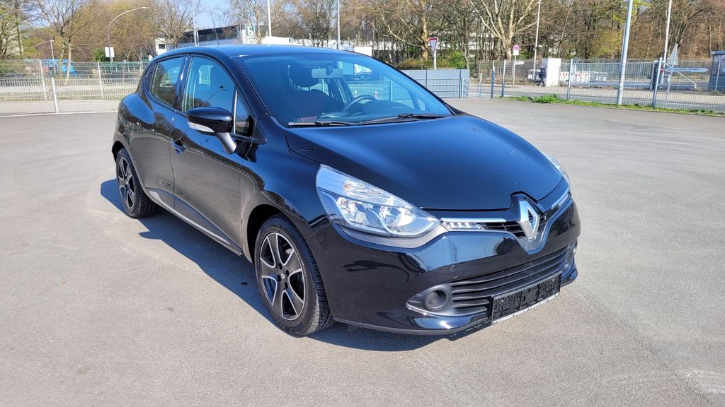 Renault Clio 131.000 km 5.290 &euro; Essen 45356