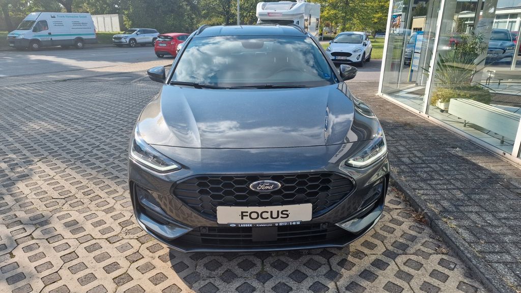 Ford Focus 12.100 km 26.899 &euro; Krefeld 47809