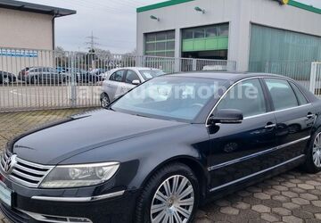 VW Phaeton 192.000 km 8.599 &euro; Dinslaken 46539