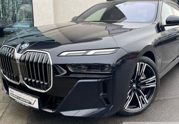 BMW 750 24.387 km 98.000 &euro; Essen 45134