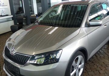 Skoda Fabia 52.670 km 12.990 &euro; Gelsenkirchen 45883