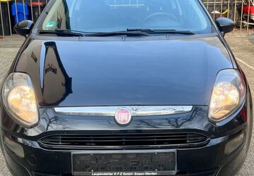 Fiat Punto 160.321 km 2.690 &euro; Krefeld 47805