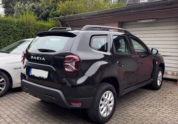 Dacia Duster 3.252 km 16.500 &euro; Duisburg 47137