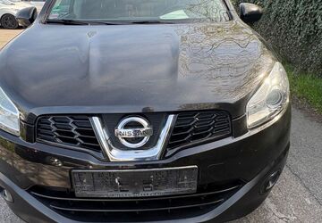 Nissan Qashqai 215.000 km 4.799 &euro; Bottrop 46238