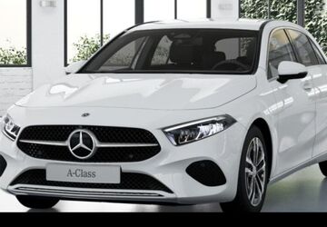 Mercedes-Benz A 180 9.900 km 38.490 &euro; Duisburg 47138