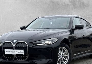 BMW i4 29.984 km 39.900 &euro; Krefeld 47809