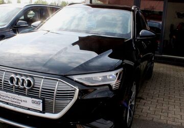Audi e-tron 67.600 km 36.950 &euro; Mülheim a.d.Ruhr 45472