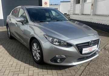 Mazda 3 120.098 km 8.990 &euro; Herten 45701