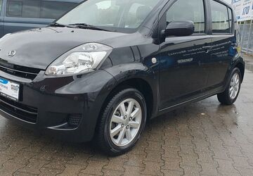 Daihatsu Sirion 82.381 km 6.990 &euro; Essen 45326