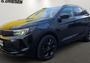 Opel Grandland (X) 62.287 km 17.950 &euro; Gelsenkirchen 45891