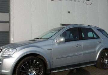 Mercedes-Benz ML 63 AMG 142.500 km 25.990 &euro; Raesfeld 46348
