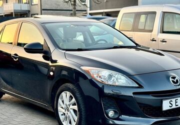 Mazda 3 127.000 km 8.499 &euro; Marl 45772