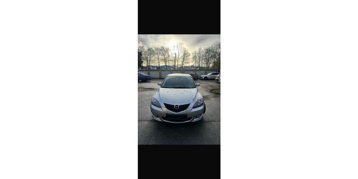Mazda 3 136.000 km 2.499 &euro; Essen 45144