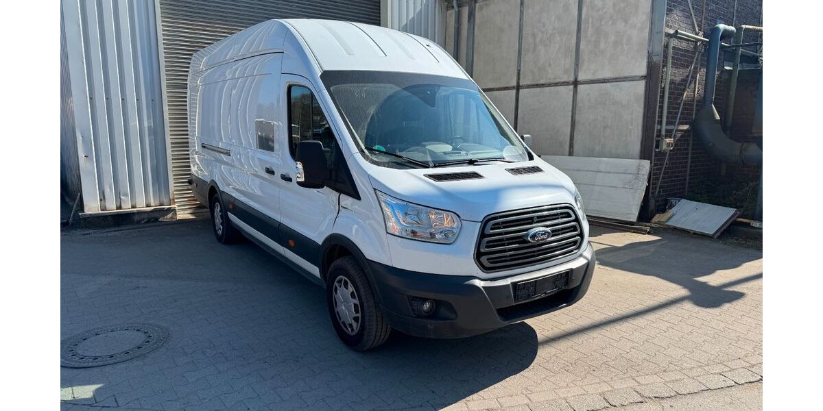 Ford Transit 245.567 km 7.490 &euro; Bottrop 46240