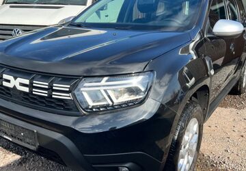 Dacia Duster 98.000 km 15.999 &euro; Gelsenkirchen 45886
