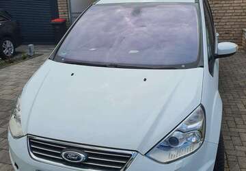 Ford Galaxy 182.000 km 8.100 &euro; Dinslaken 46539