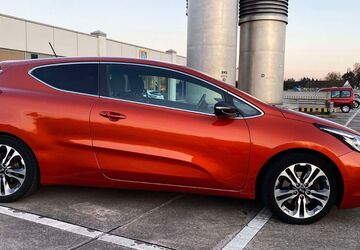 Kia pro ceed / ProCeed 150.000 km 6.500 &euro; Essen 45145