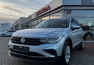 VW Tiguan 59.000 km 24.790 &euro; Dinslaken 46539