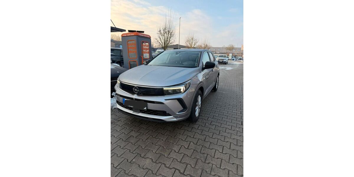 Opel Grandland (X) 64.000 km 19.990 &euro; Moers 47441