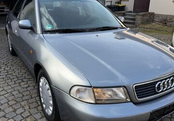 Audi A4 281.000 km 2.780 &euro; Essen 45131