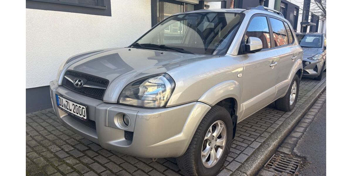 Hyundai TUCSON 240.000 km 2.650 &euro; Duisburg 47166