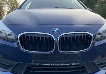 BMW 218 Active Tourer 48.600 km 13.990 &euro; Bottrop 46238