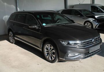 VW Passat Variant 96.000 km 18.490 &euro; Essen 45136