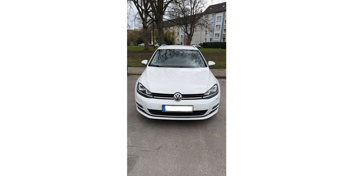 VW Golf 228.000 km 8.300 &euro; Essen 45327