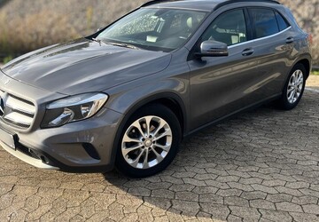 Mercedes-Benz GLA-Klasse 139.000 km 14.999 &euro; Krefeld 47798