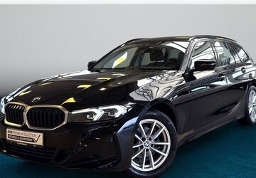 BMW 318 79.112 km 25.999 &euro; Duisburg 47053