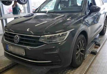 VW Tiguan 53.533 km 25.880 &euro; Wesel 46483