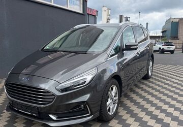 Ford S-Max 106.593 km 17.900 &euro; Duisburg 47259