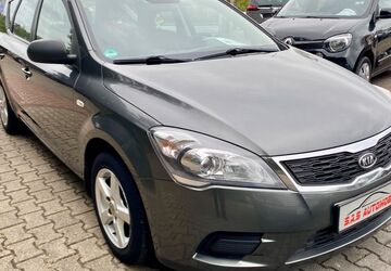 Kia ceed Sportswagon 130.560 km 3.500 &euro; Moers 47445