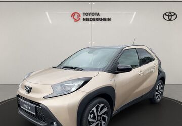 Toyota Aygo (X) 7.000 km 17.660 &euro; Krefeld 47809
