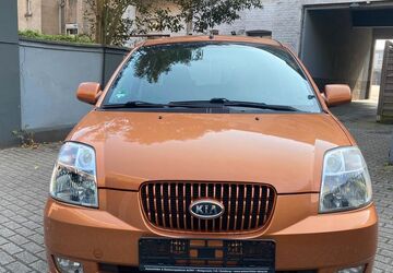Kia Picanto 113.000 km 2.500 &euro; Duisburg 47055