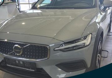 Volvo V60 Cross Country 32.884 km 37.850 &euro; Essen-Kray 45309