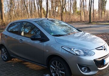 Mazda 2 24.000 km 7.450 &euro; Gelsenkirchen 45891