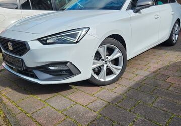 Seat Leon 143.378 km 14.980 &euro; Dorsten 46286