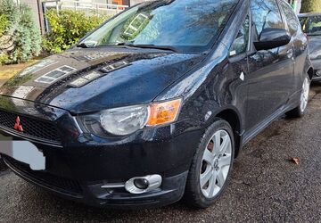 Mitsubishi Colt 79.000 km 2.500 &euro; Gelsenkirchen 45896