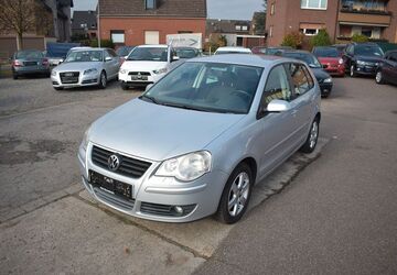 VW Polo 71.500 km 6.980 &euro; Oberhausen 46145
