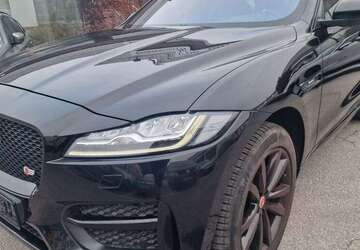 Jaguar F-Pace 112.630 km 22.699 &euro; Gelsenkirchen 45884